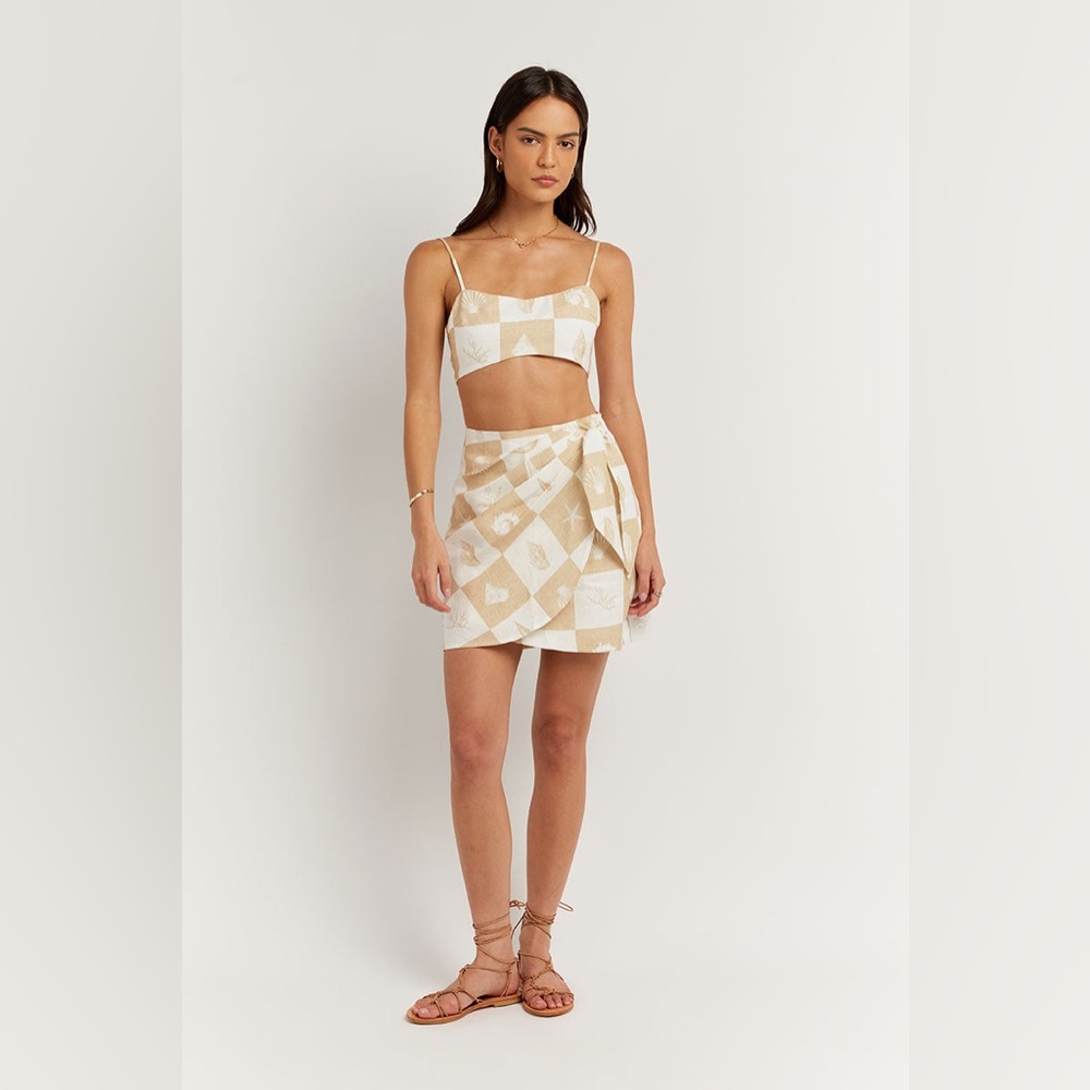 Dissh - Mele Shell Linen Skirt & Crop Top - Beige - Size US 4